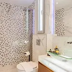 Beachfront Luxury Appartement