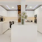 Beachfront Luxury Appartement